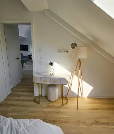 Apartment Neubau Stilvolle Dachgeschoss Munich